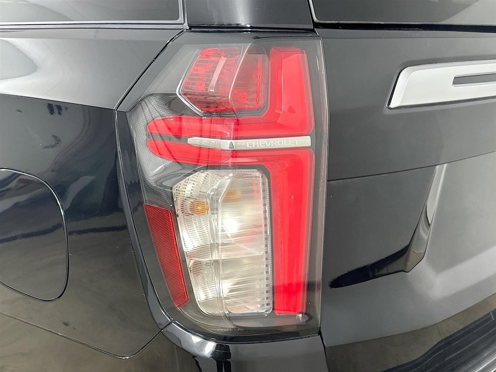 Used 2023 Chevrolet Tahoe High Country w/ Advanced Technology Package image 9