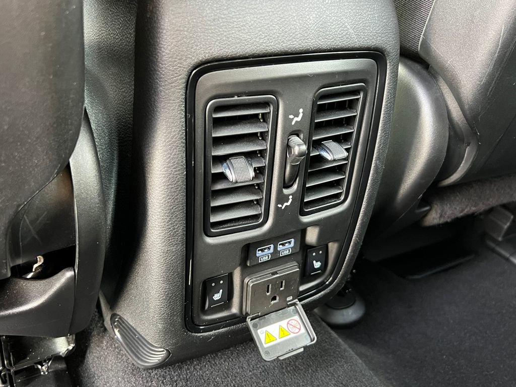 Used 2023 Dodge Durango GT image 13