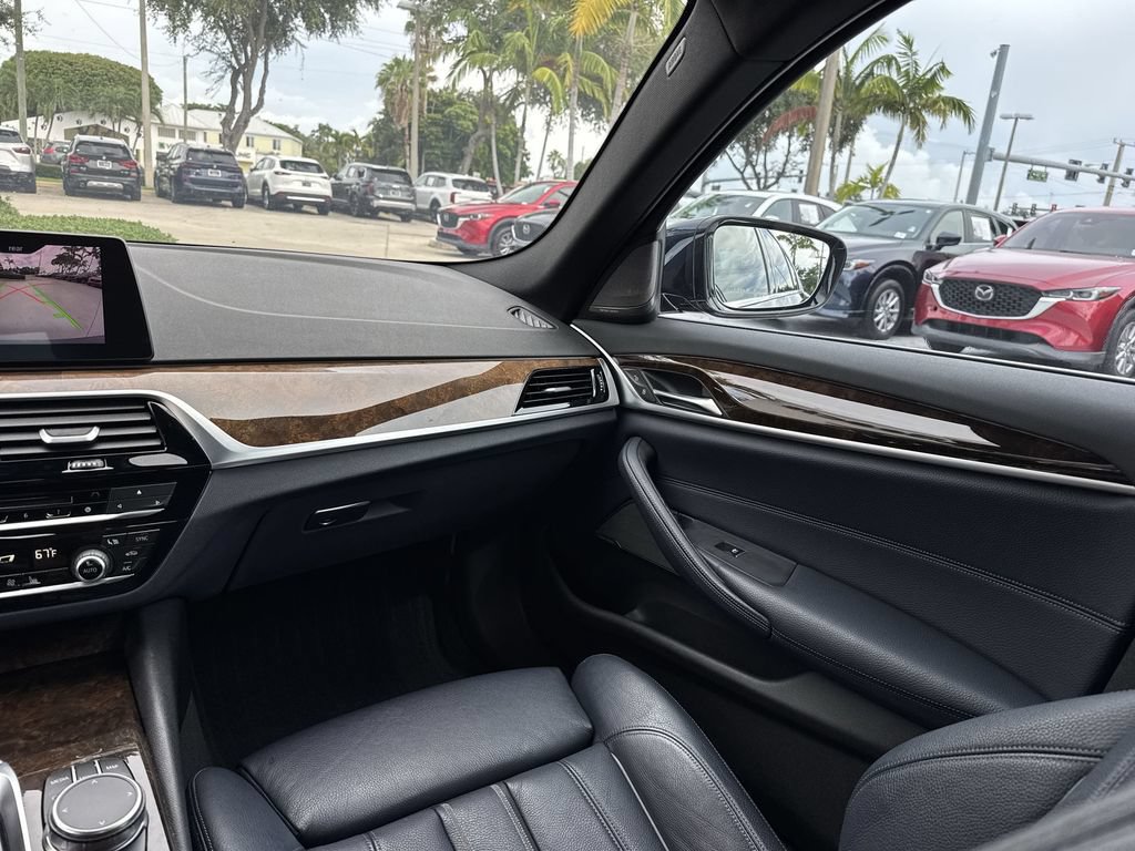Used 2019 BMW 530i xDrive w/ Convenience Package AWD/4WD image 15
