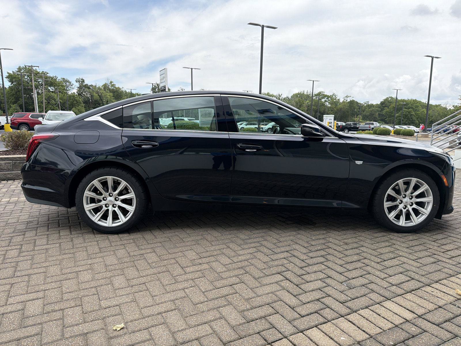 Used 2021 Cadillac CT5 Luxury w/ Sun And Sound Package AWD/4WD image 6