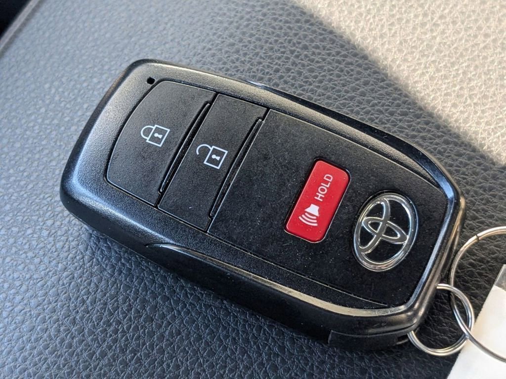 Used 2024 Toyota Tacoma SR5 AWD/4WD image 26