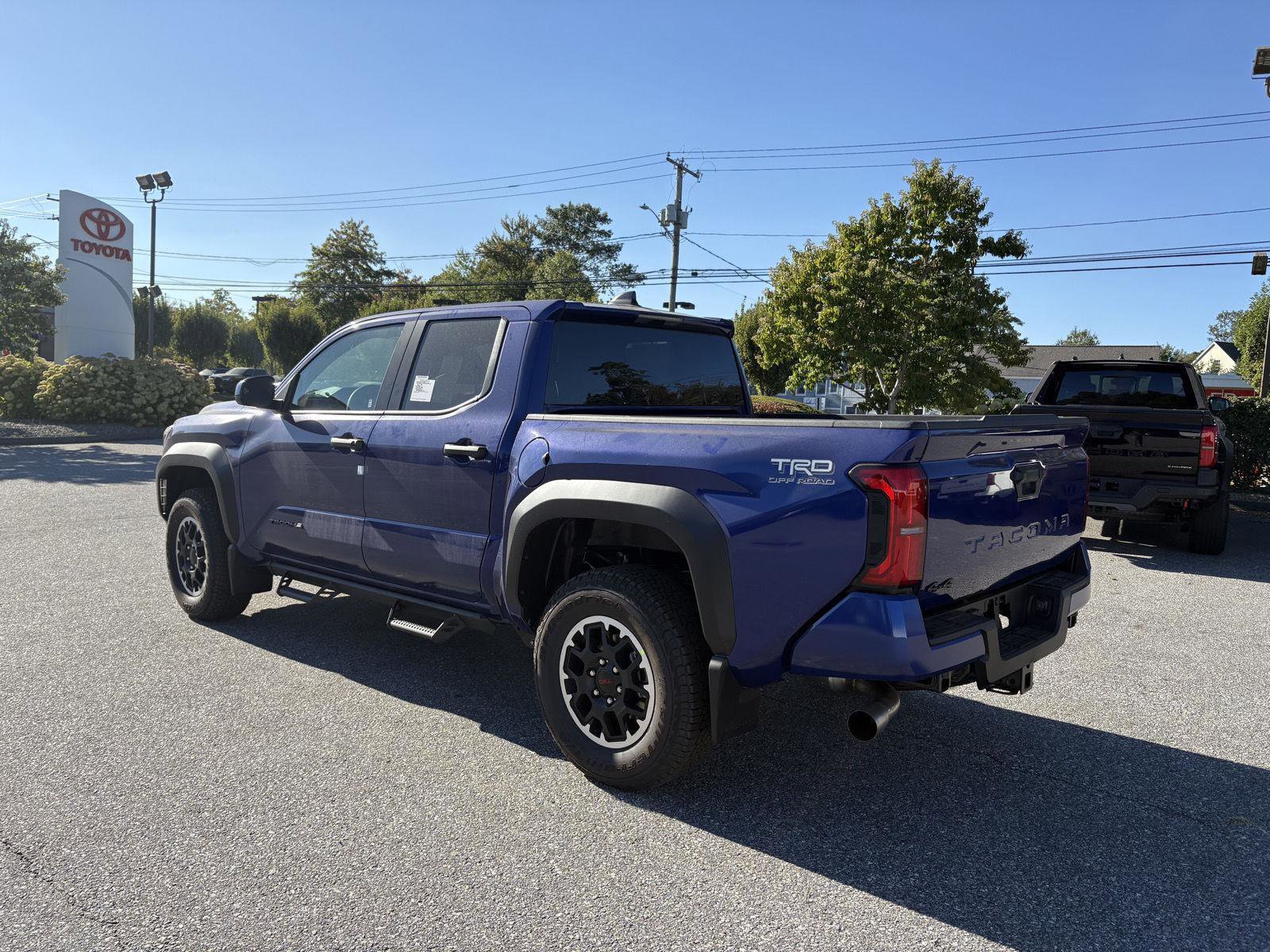 New 2025 Toyota Tacoma TRD Off-Road image 5