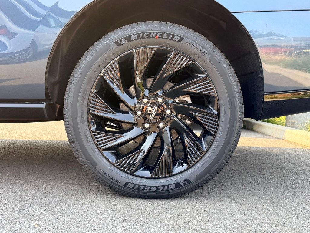 New 2027 Lincoln Navigator Reserve w/ Jet Appearance Package AWD/4WD image 37