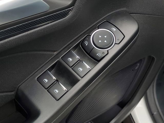 Certified 2024 Ford Escape ST-Line w/ Tech Pack #1 AWD/4WD image 9