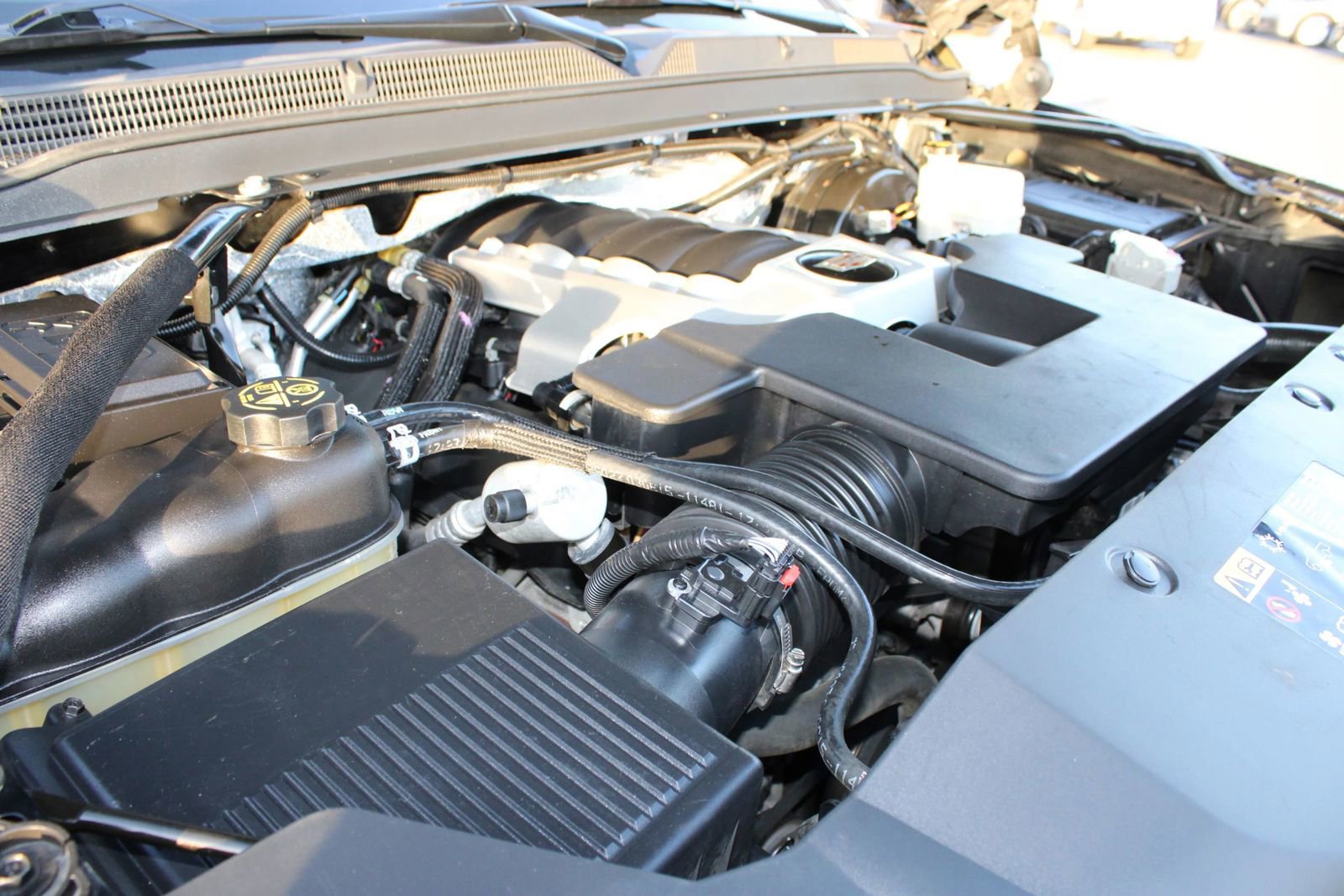 Used 2016 Cadillac Escalade Platinum AWD/4WD image 39