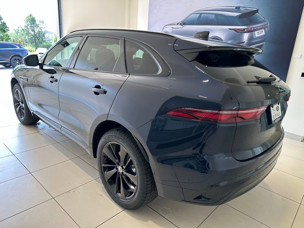 New 2026 Jaguar F-PACE R-Dynamic S image 2