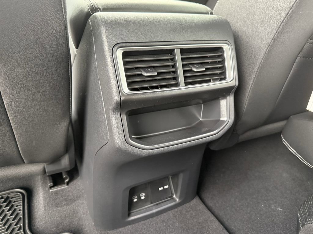 New 2026 Volkswagen Atlas Cross Sport SE image 25