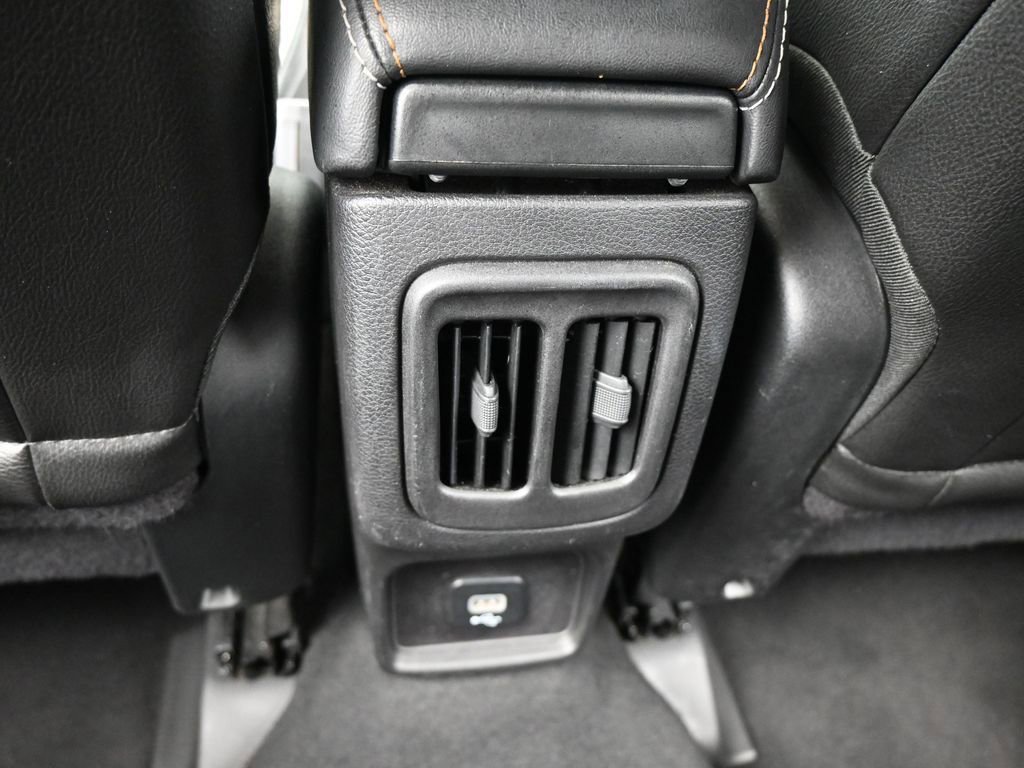 Used 2020 Jeep Compass Latitude image 31