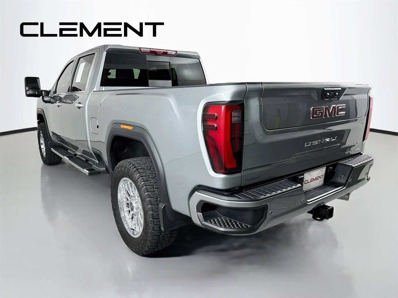 Used 2024 GMC Sierra 3500 Denali w/ Denali Reserve Package AWD/4WD image 10