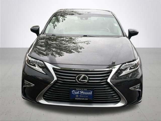 Used 2018 Lexus ES 350 w/ Luxury Package w/Wood Trim FWD image 3