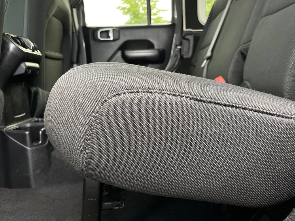 Used 2021 Jeep Wrangler Unlimited Sport AWD/4WD image 39