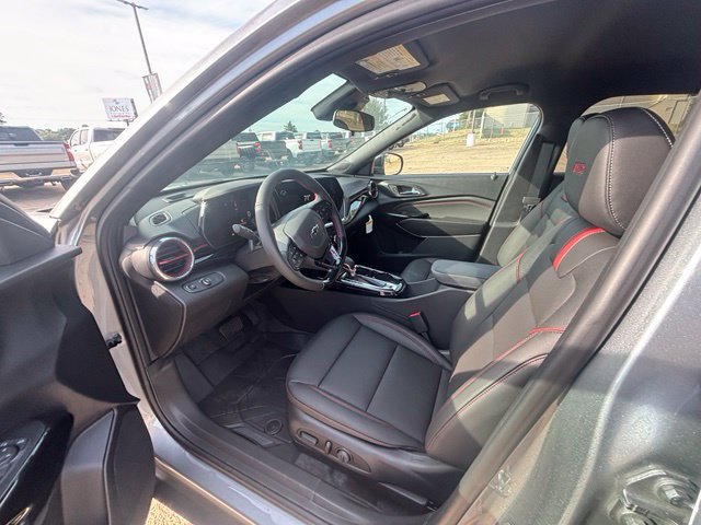 New 2026 Chevrolet Trax RS w/ Driver Confidence Package FWD image 11
