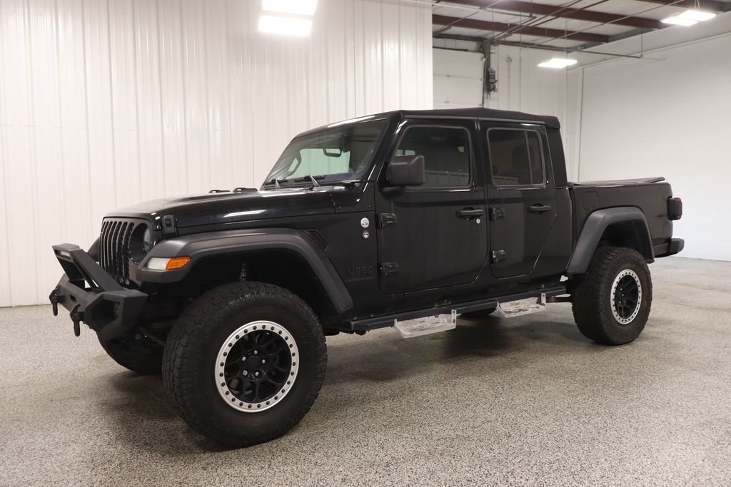 Used 2020 Jeep Gladiator Sport w/ Quick Order Package 24S AWD/4WD image 2