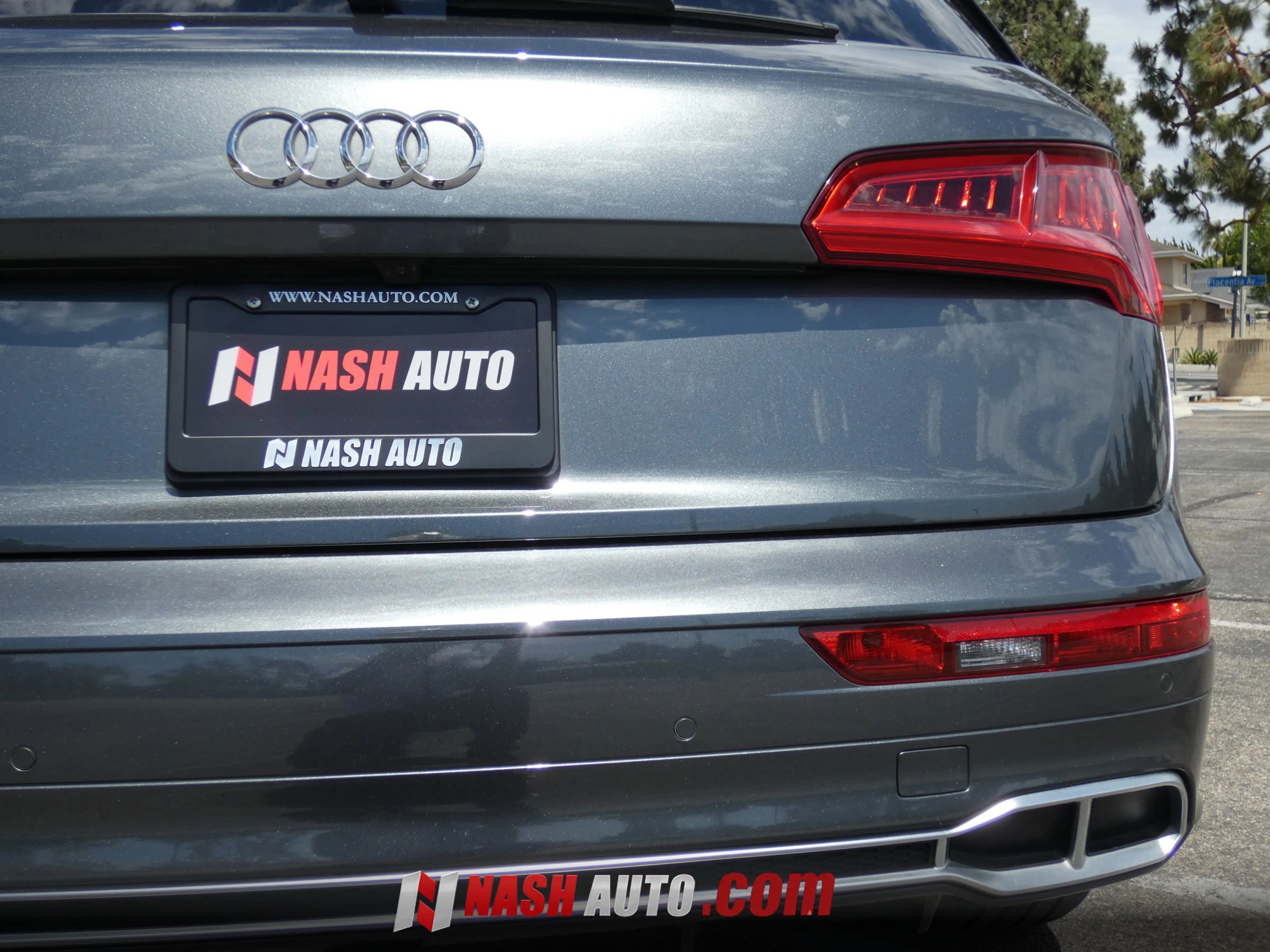 Used 2018 Audi SQ5 Premium Plus w/ S Sport Package AWD/4WD image 10