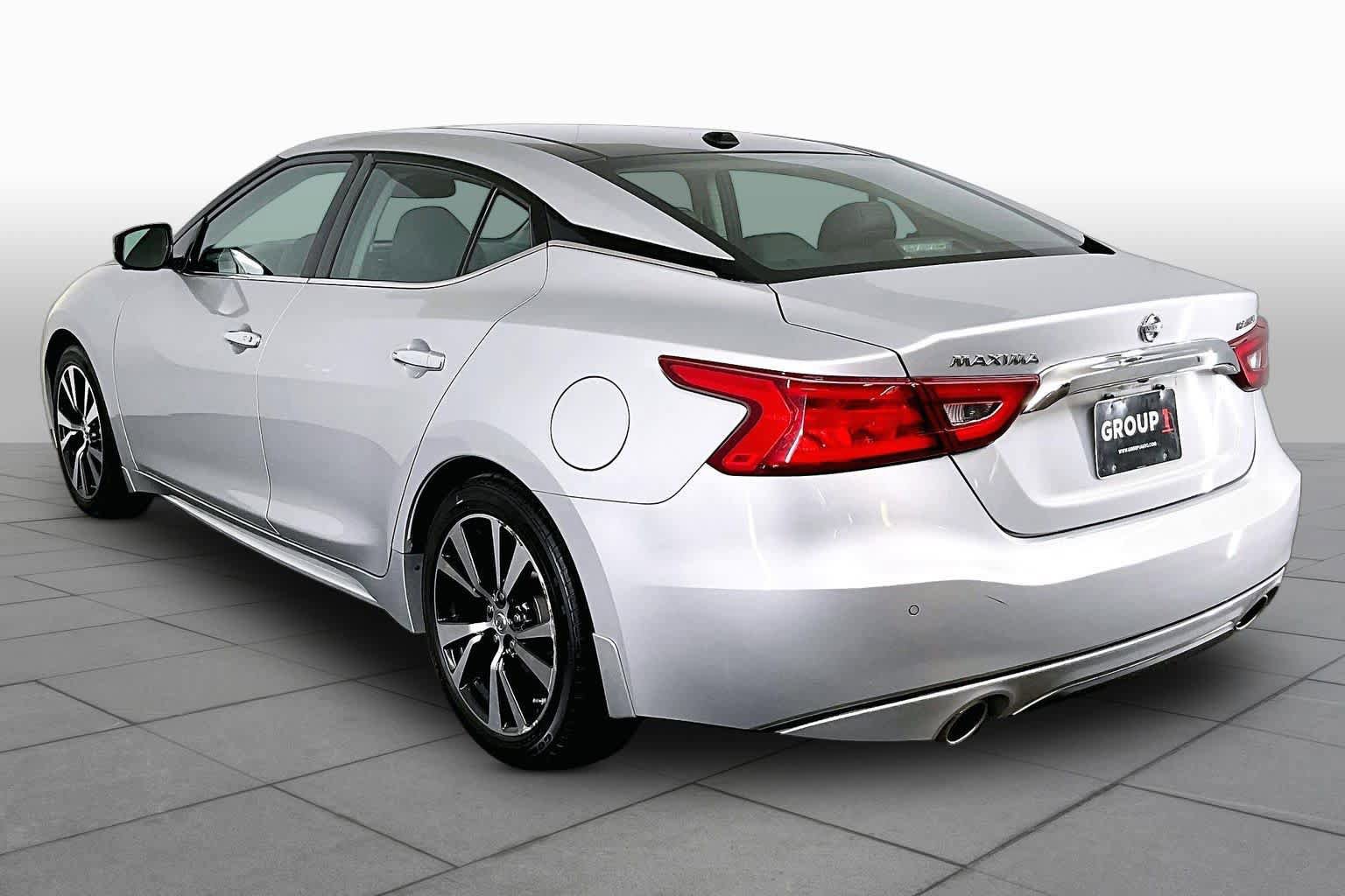 Used 2018 Nissan Maxima FWD image 12