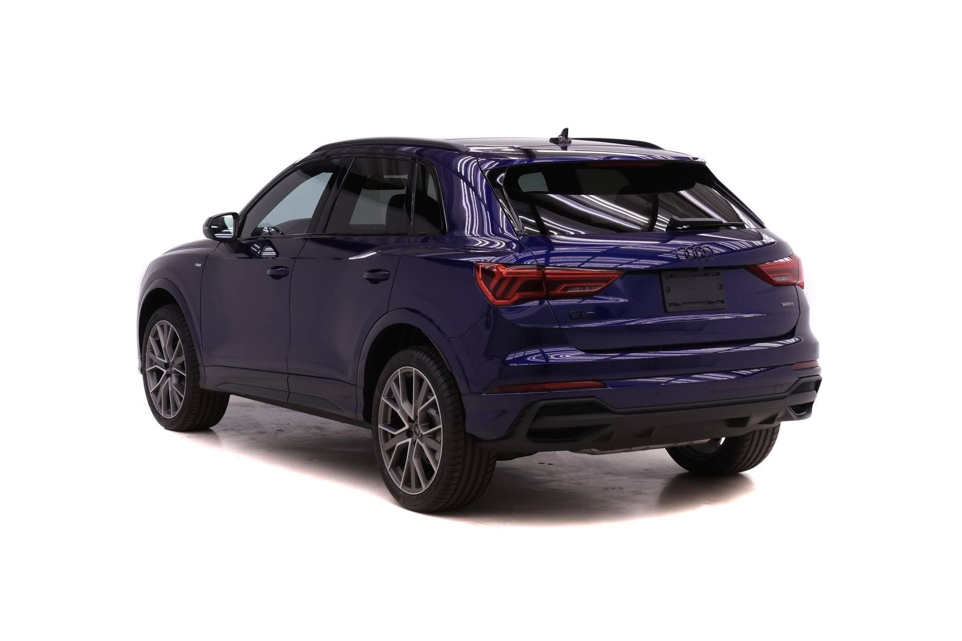 Used 2025 Audi Q3 2.0T Premium Plus w/ Premium Plus Package image 5
