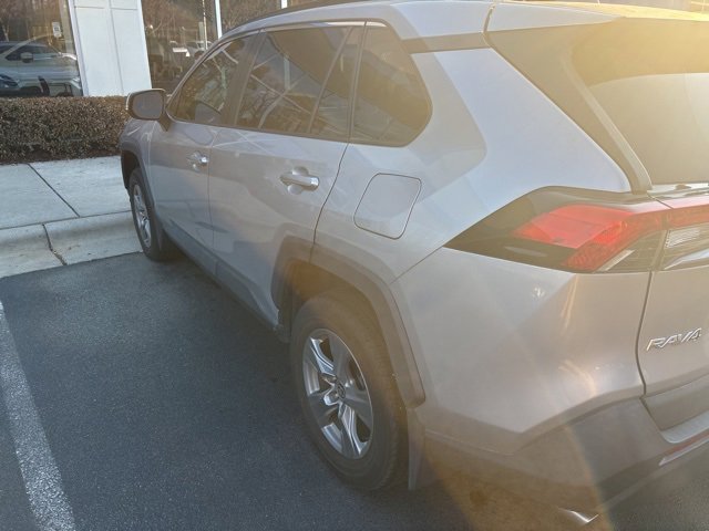 Used 2022 Toyota RAV4 XLE w/ Convenience Package image 15