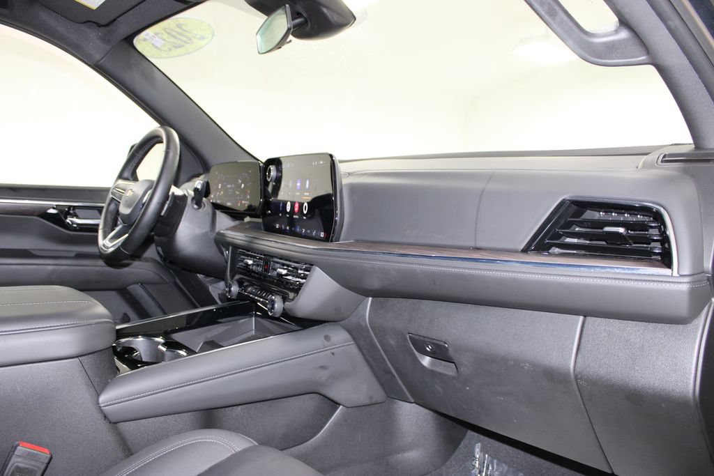 Used 2025 Chevrolet Tahoe LT AWD/4WD image 31
