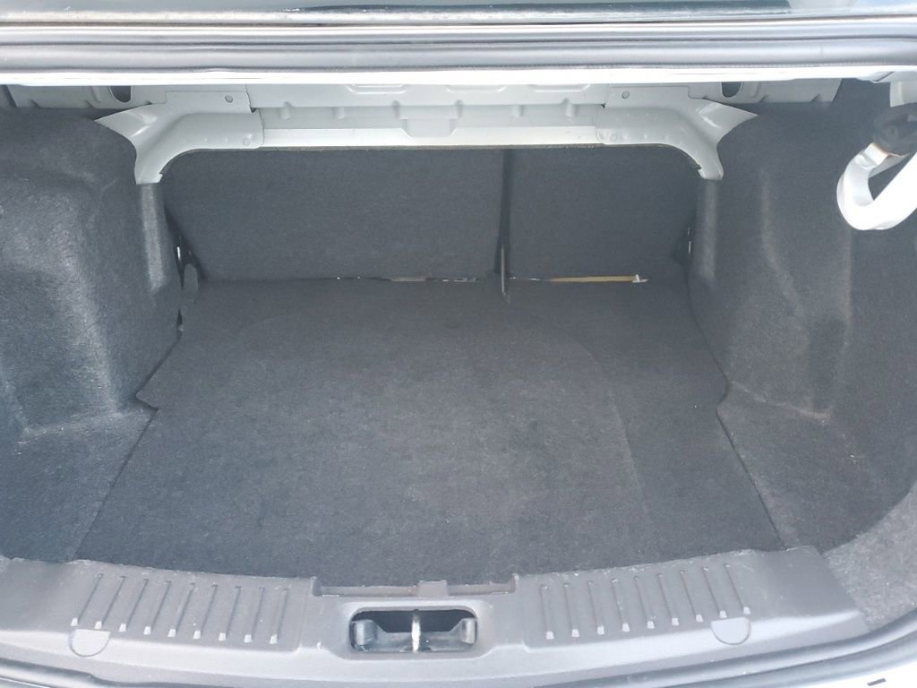 Used 2018 Ford Fiesta SE image 27