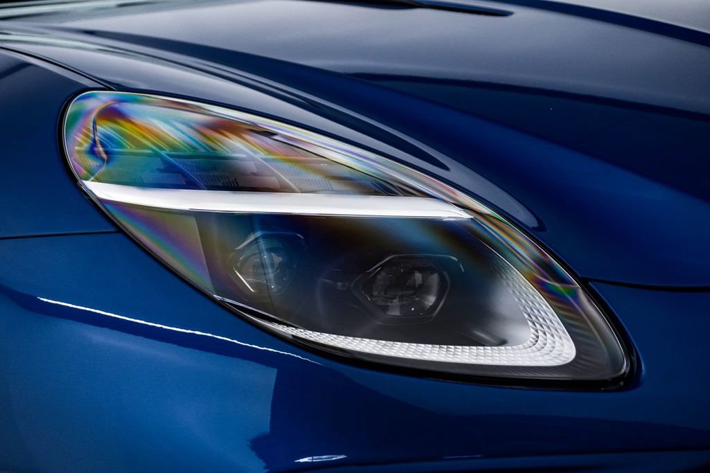 New 2026 Aston Martin V8 Vantage S image 6