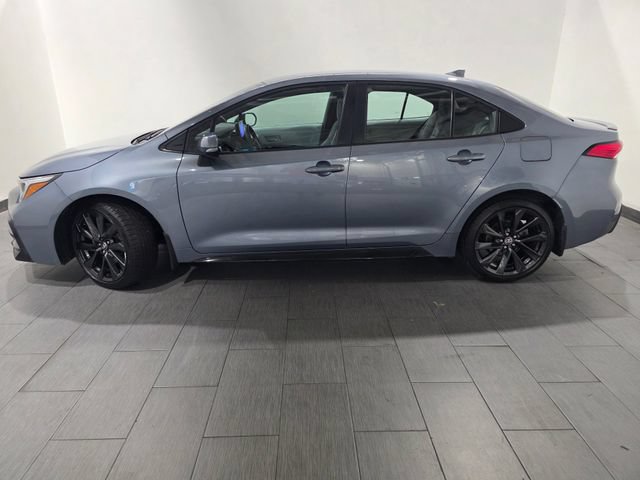 Used 2024 Toyota Corolla SE FWD image 2