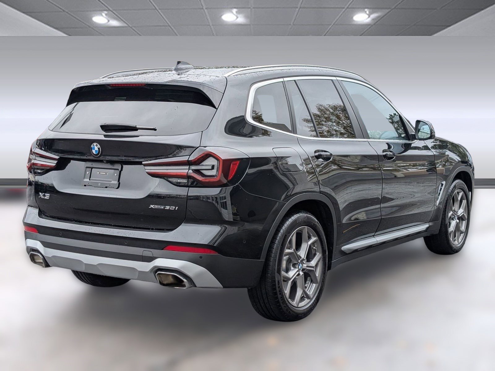 Used 2024 BMW X3 xDrive30i w/ Convenience Package w/ZPA image 9