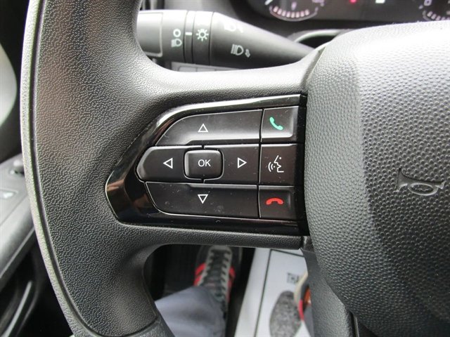 Used 2025 RAM ProMaster 2500 w/ Convenience Group image 23