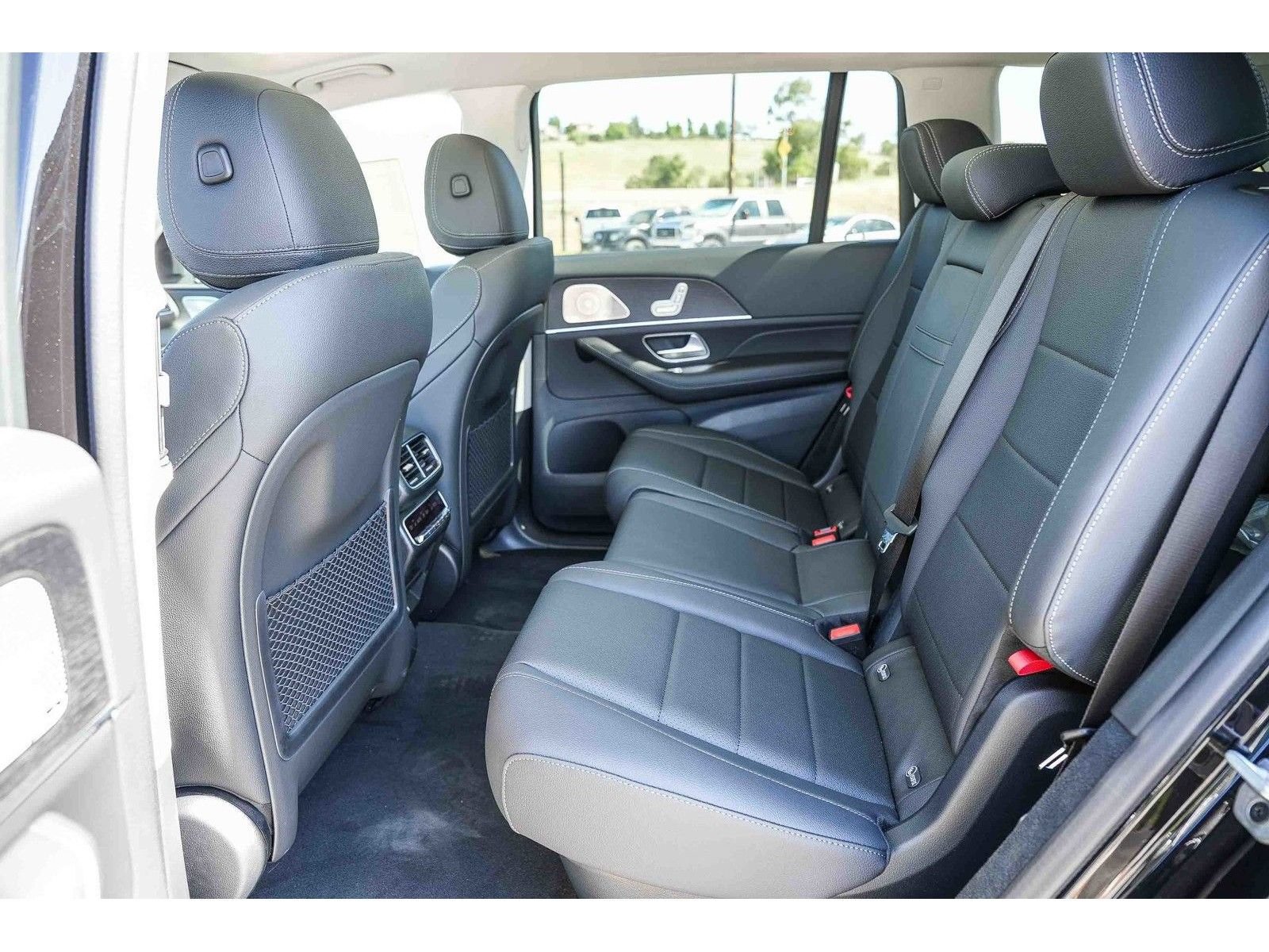 New 2026 Mercedes-Benz GLS 450 4MATIC image 18
