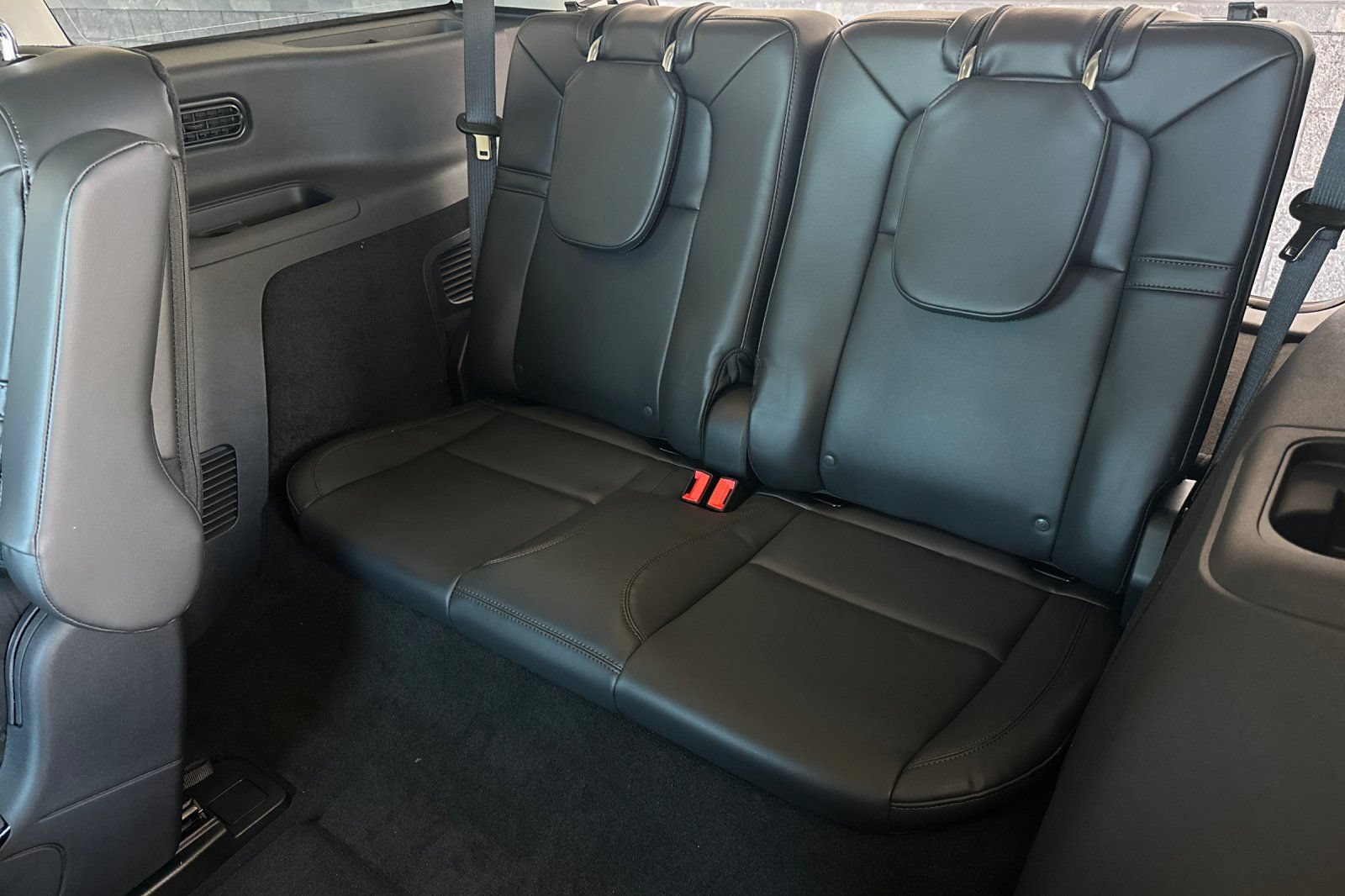 New 2026 Lincoln Aviator AWD image 14