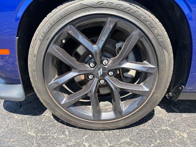 Used 2022 Dodge Challenger R/T w/ Blacktop Package RWD image 29