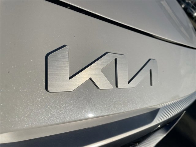 Used 2022 Kia Seltos EX image 32