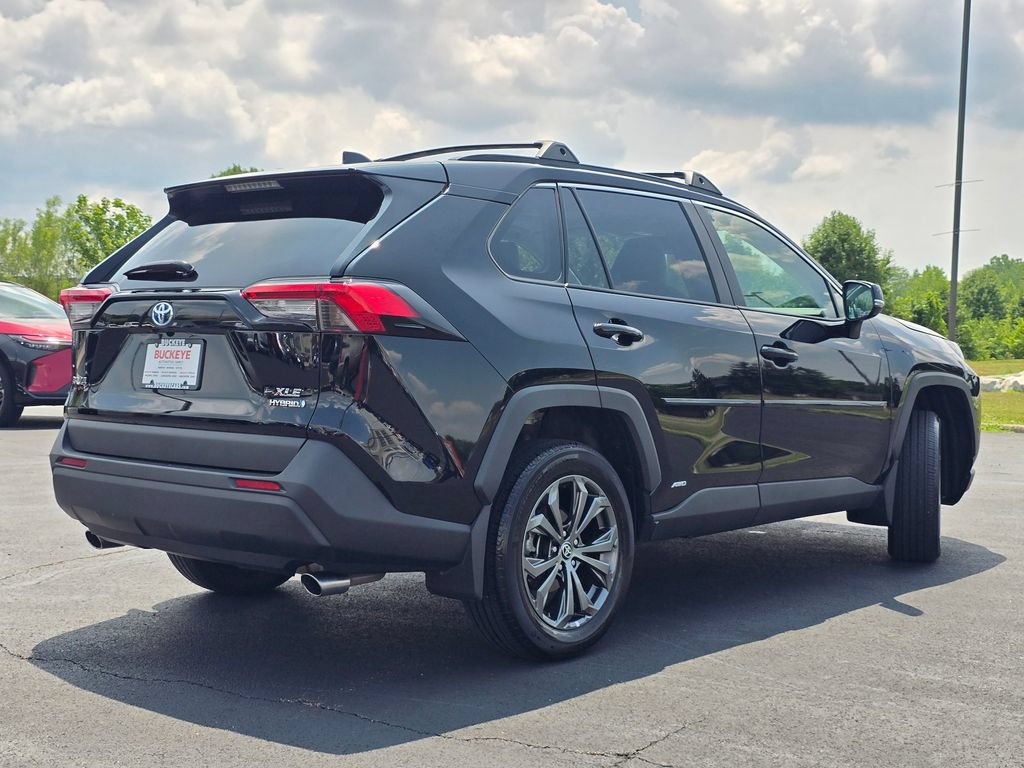 Certified 2023 Toyota RAV4 XLE Premium AWD/4WD image 8