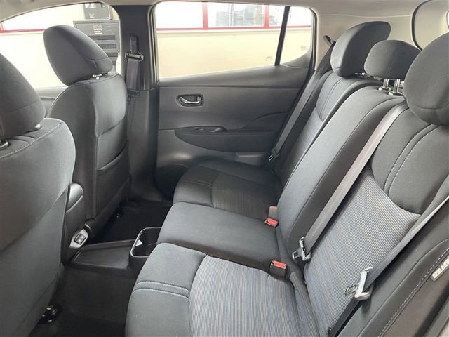 Used 2023 Nissan Leaf S image 17