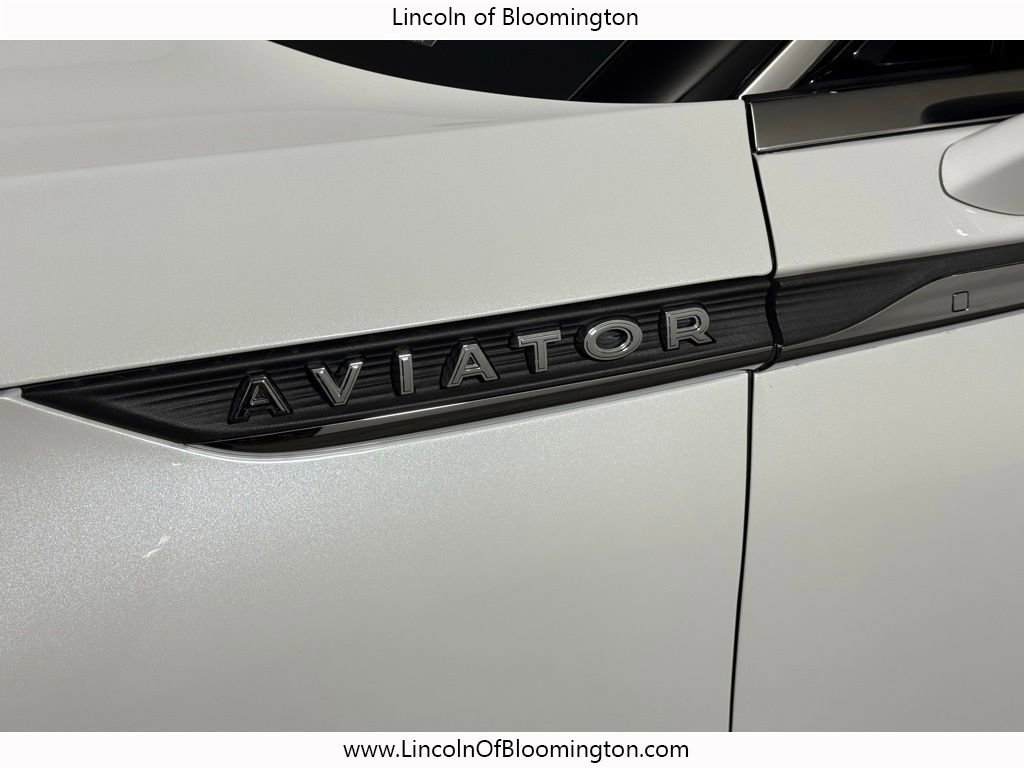 New 2026 Lincoln Aviator AWD image 14