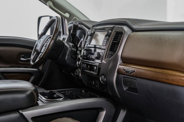 Used 2016 Nissan Titan Platinum Reserve AWD/4WD image 31