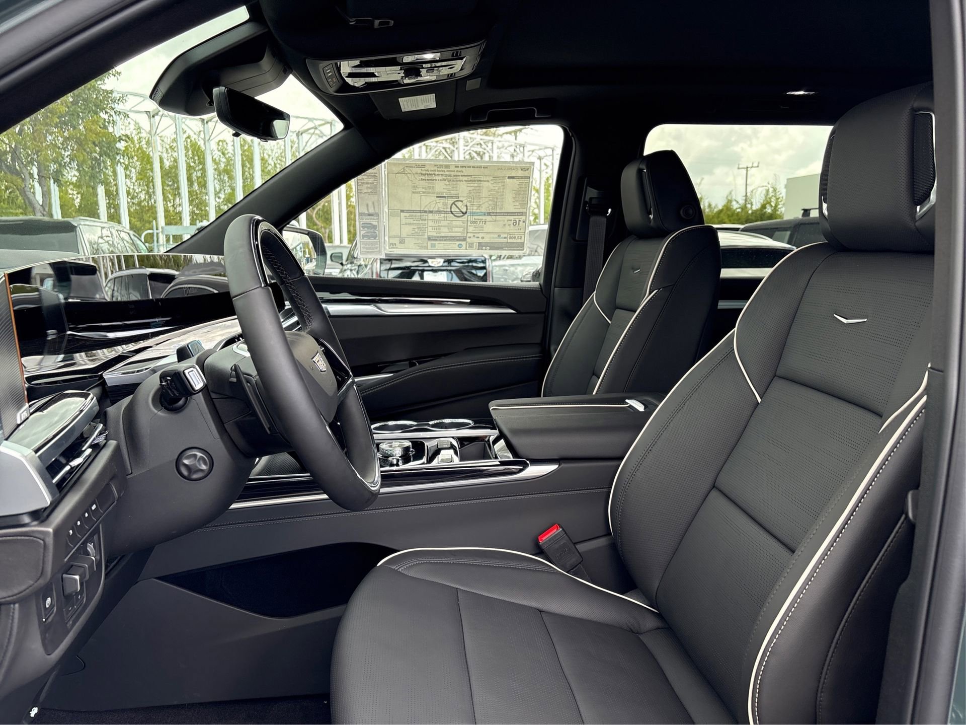 New 2026 Cadillac Escalade ESV Sport w/ LPO, ONYX Package image 9