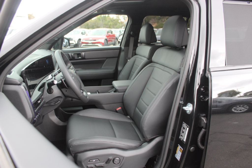 New 2026 Hyundai Santa Fe Calligraphy AWD/4WD image 13