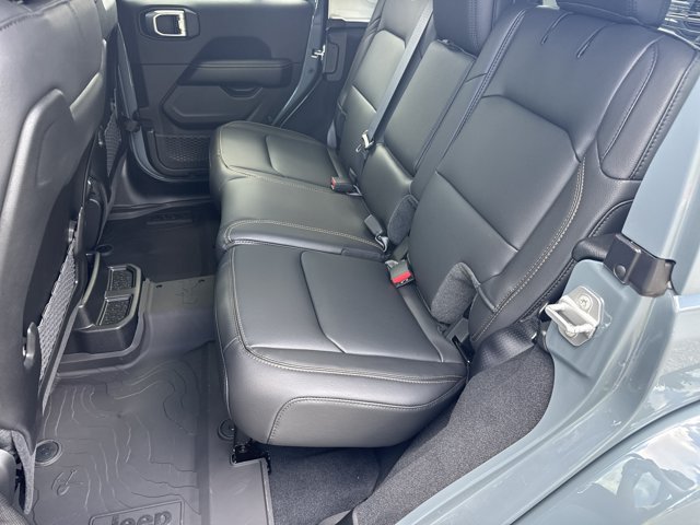 New 2026 Jeep Wrangler Unlimited Sahara AWD/4WD image 19