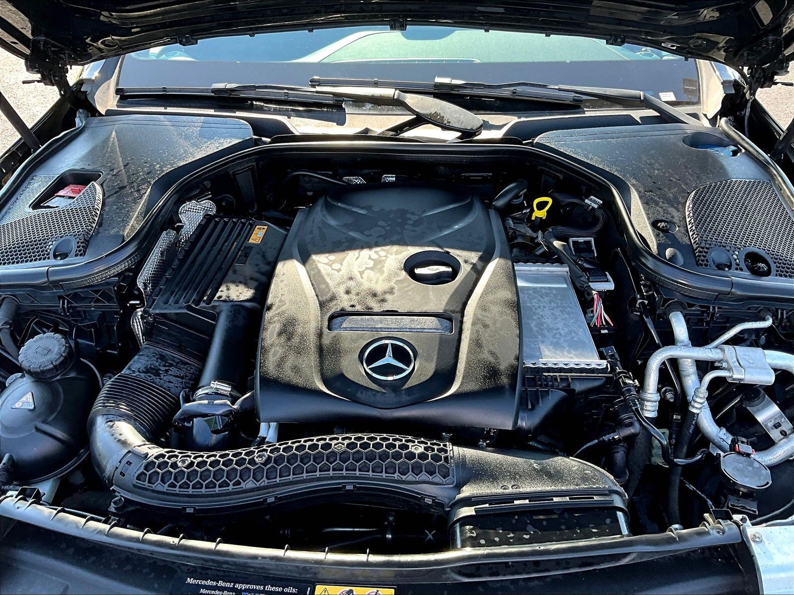 Used 2017 Mercedes-Benz E 300 4MATIC image 30