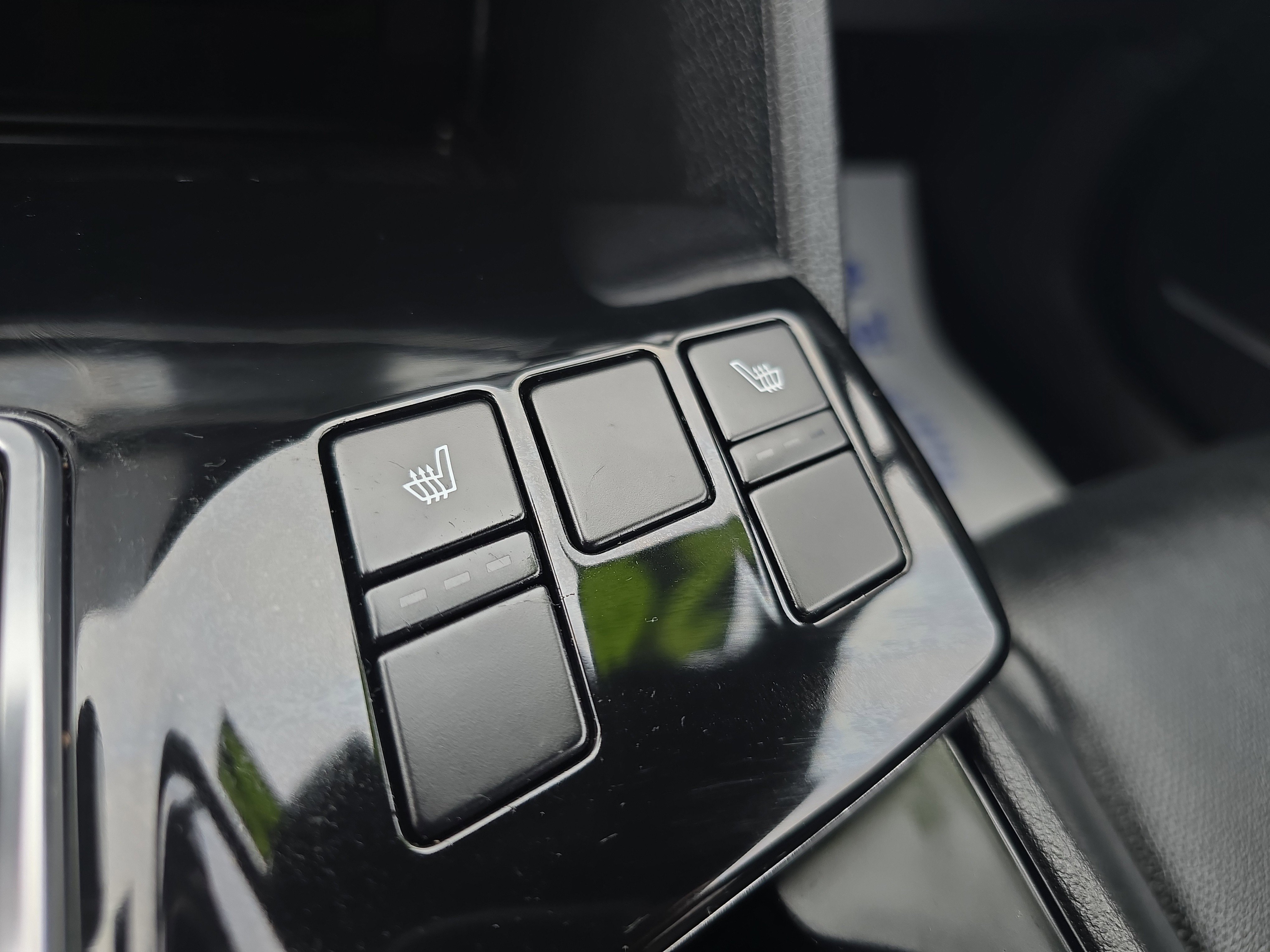 Used 2024 Kia Sportage X-Line image 25