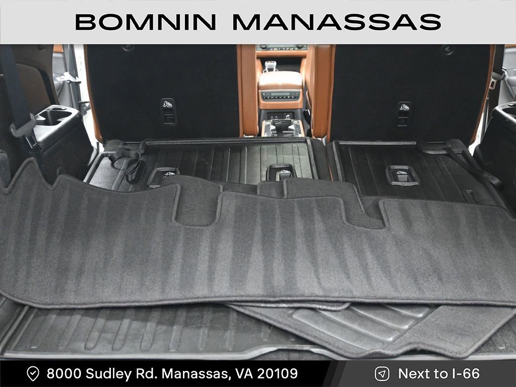 Used 2024 Nissan Pathfinder Platinum image 20