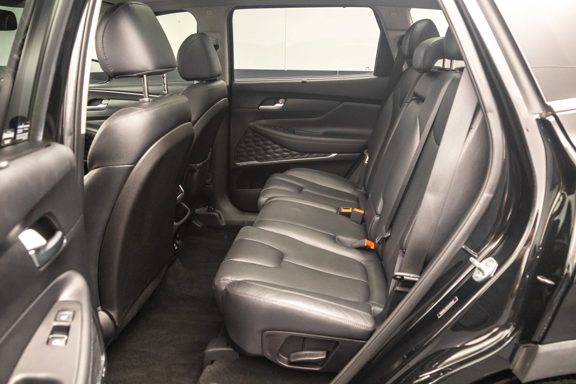 Used 2020 Hyundai Santa Fe Limited w/ Cargo Package AWD/4WD image 31
