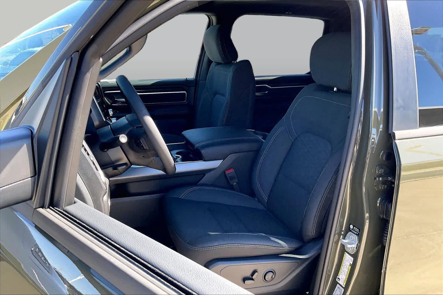 New 2027 RAM 1500 Big Horn AWD/4WD image 9