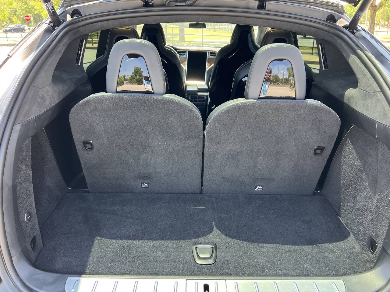 Used 2017 Tesla Model X 75D AWD/4WD image 21