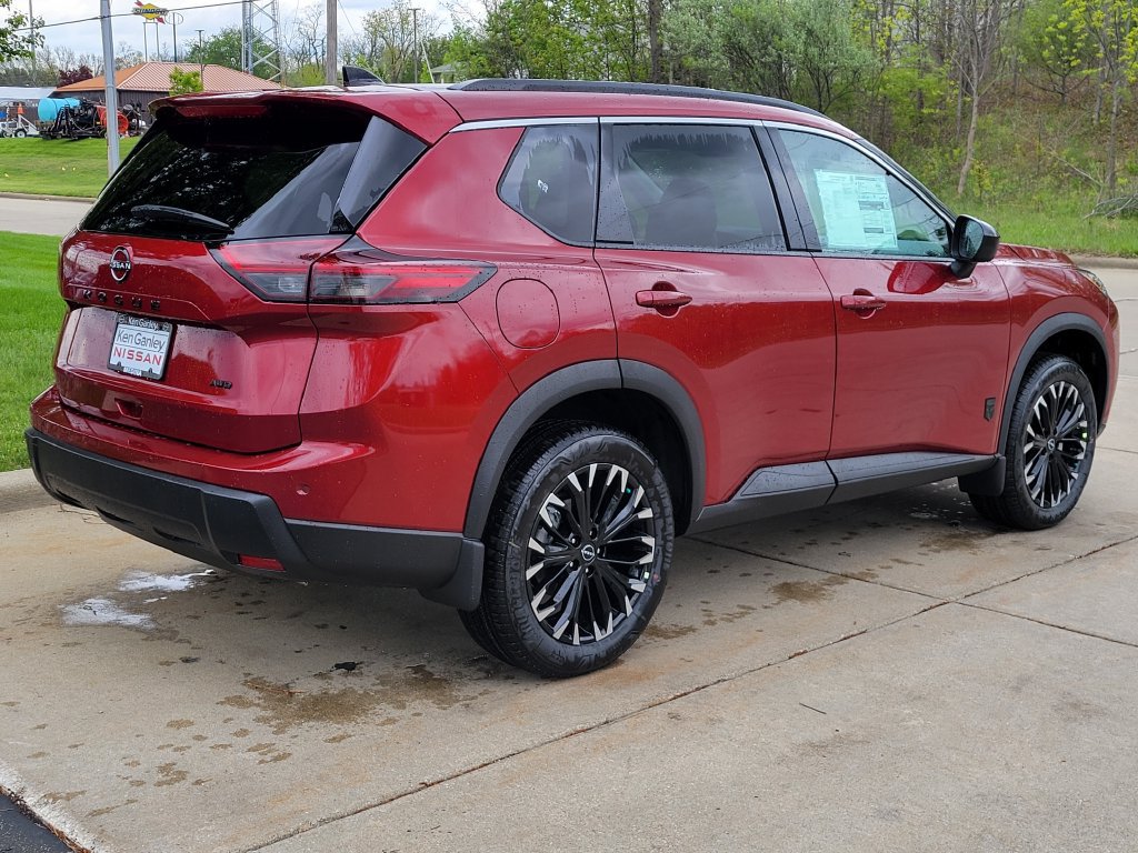 New 2026 Nissan Rogue Dark Armor AWD/4WD image 3
