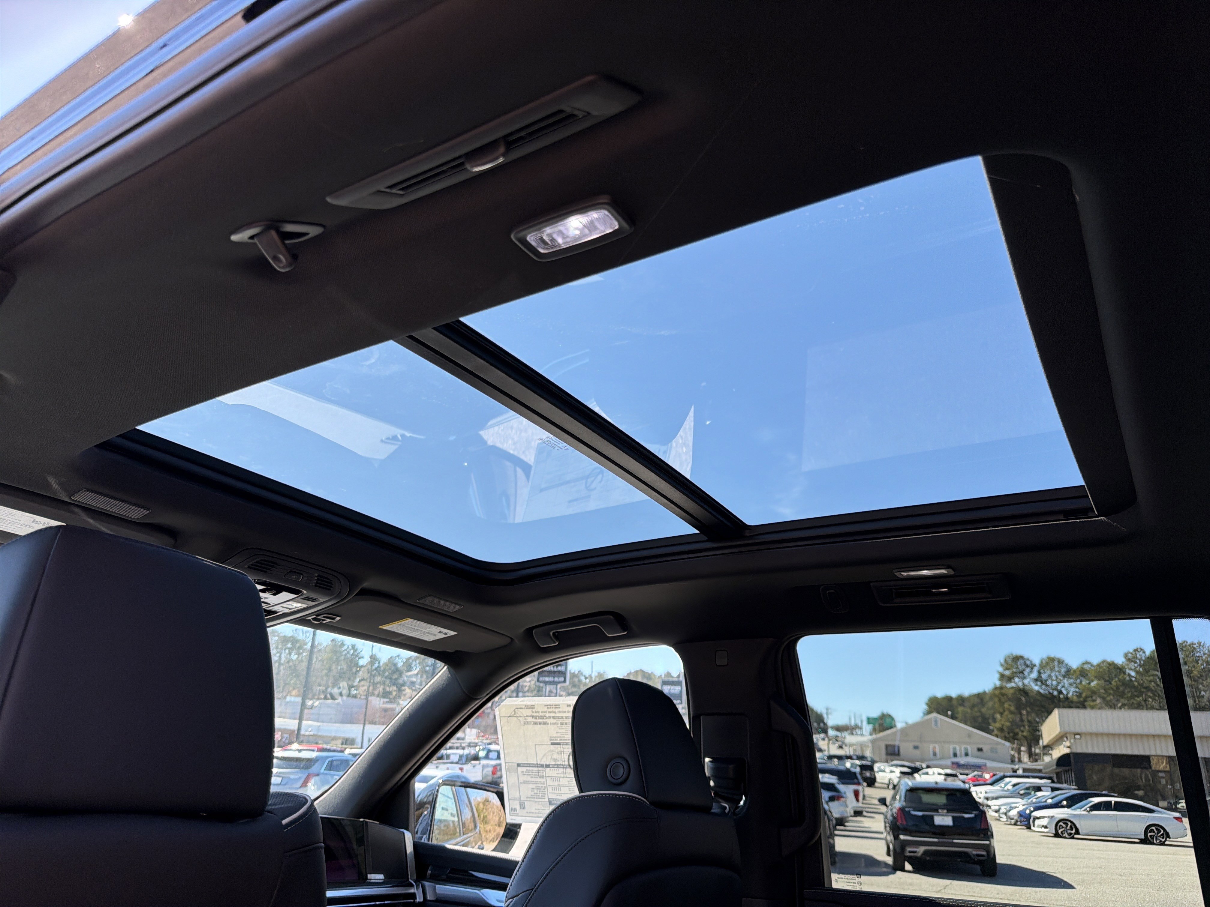 New 2026 Cadillac Escalade Luxury image 29