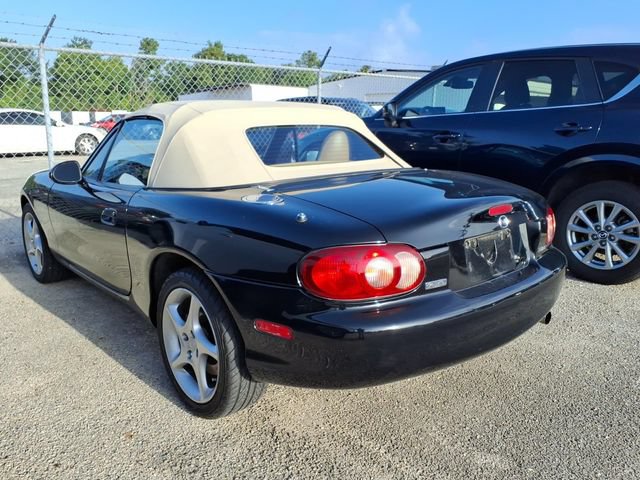 Used 2001 MAZDA MX-5 Miata RWD image 4