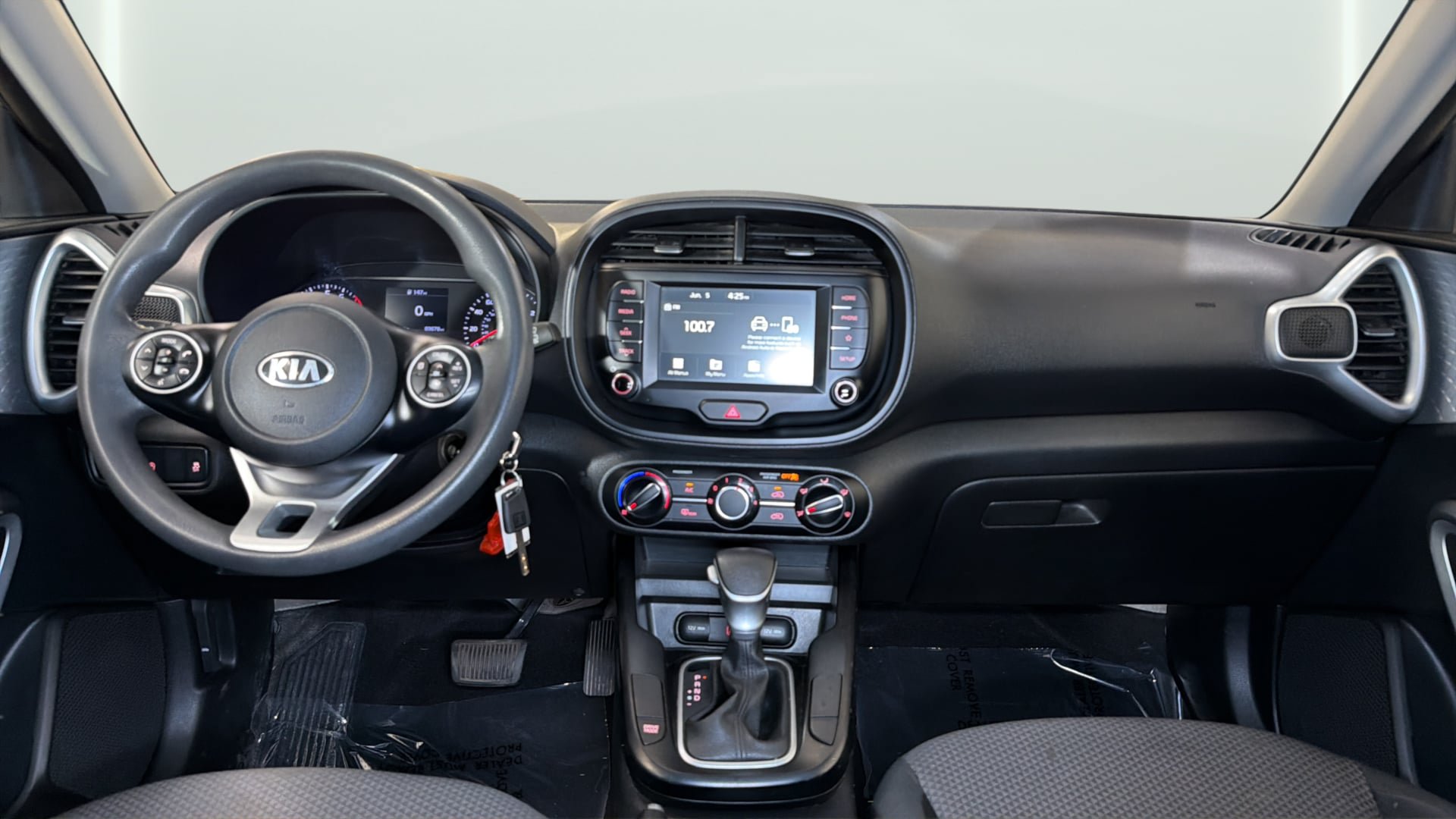 Used 2021 Kia Soul LX FWD image 15