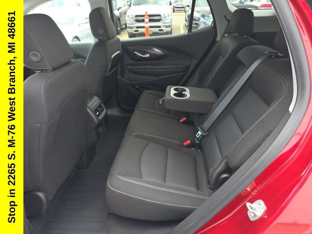 Used 2024 GMC Terrain SLE w/ Driver Convenience Package AWD/4WD image 34