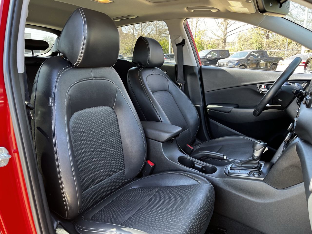 Used 2019 Hyundai Kona Limited image 26